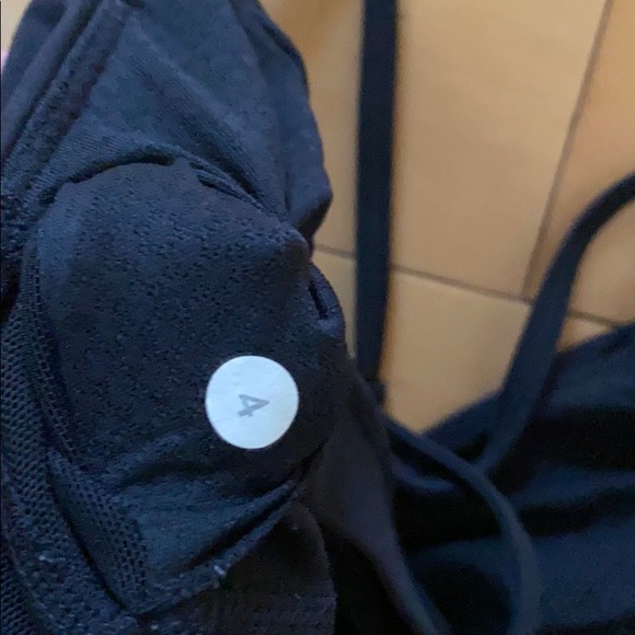 Lululemon SE black single strap singlet bra 4 - Picture 3 of 3